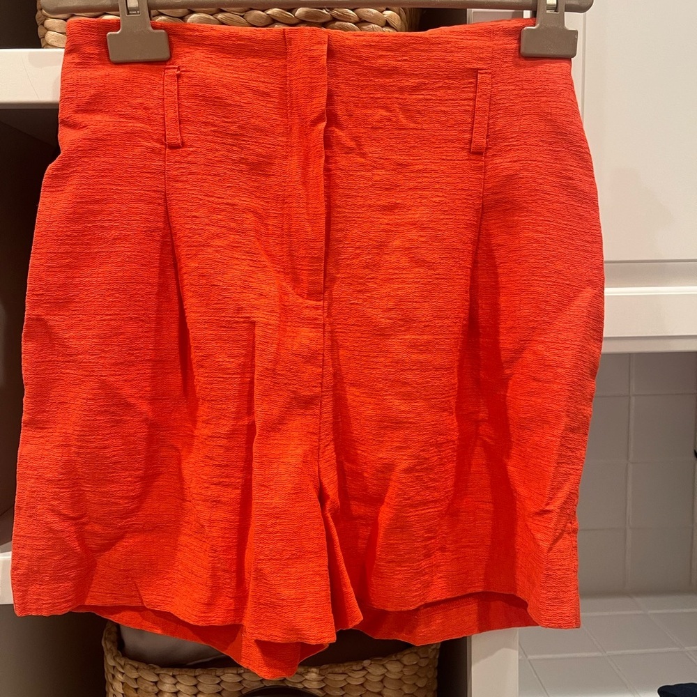 Random Vibrant Orange Women's‎ Shorts